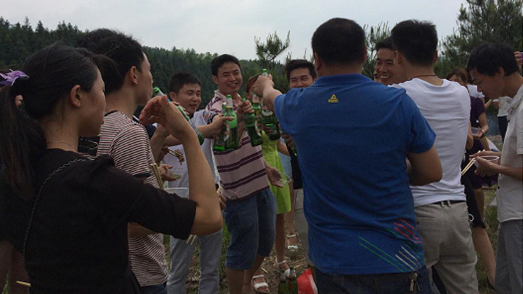 野飯香炊玉，炬神電子團(tuán)隊活動：野炊