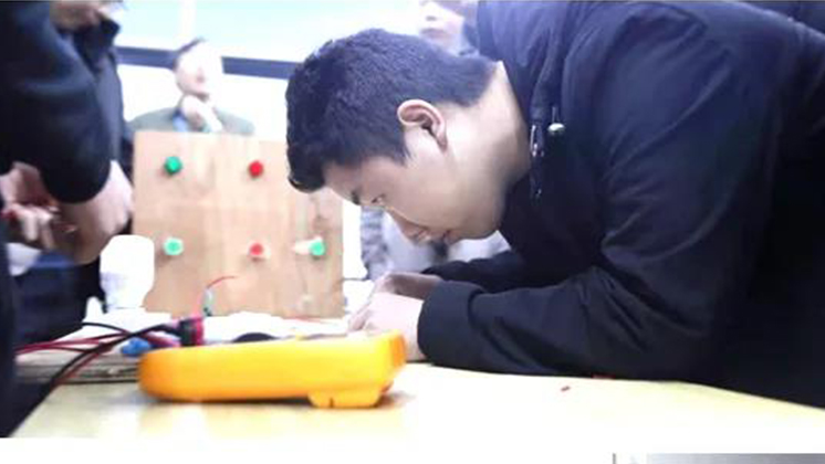 校企合作·產(chǎn)教融合之“重實操、練技能”系列主題培訓結(jié)訓啦……